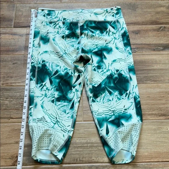 Adidas Green Leggings with Dynamic Design - Picture 5 of 5